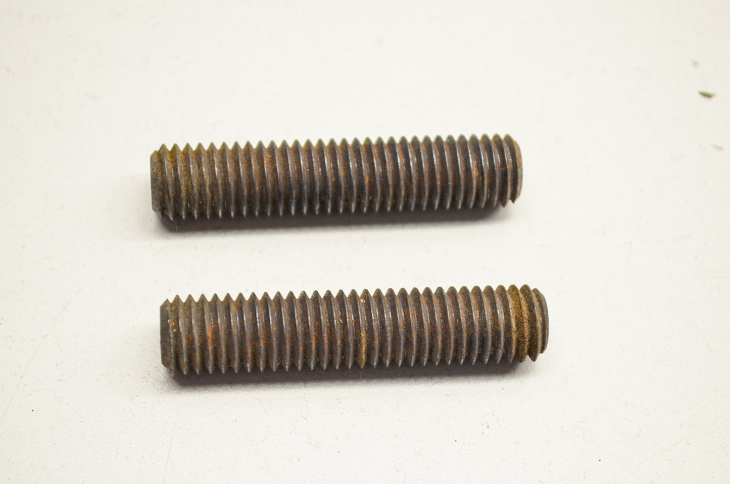 Stud Qty 2 NOS