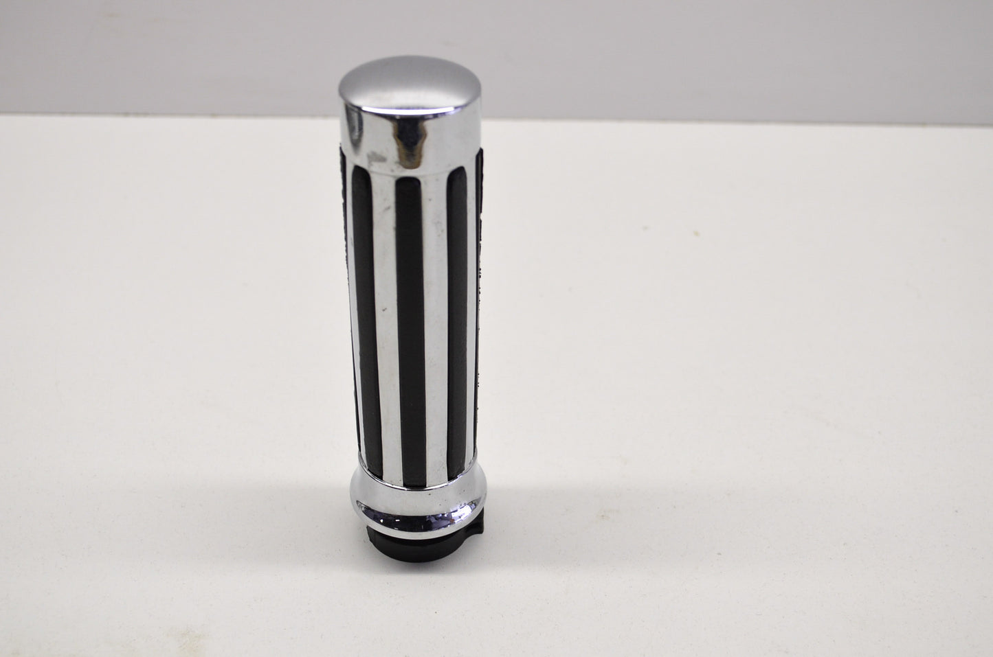 OEM Yamaha STR-4NK37-10-11 Chrome Handlebar Grip NOS