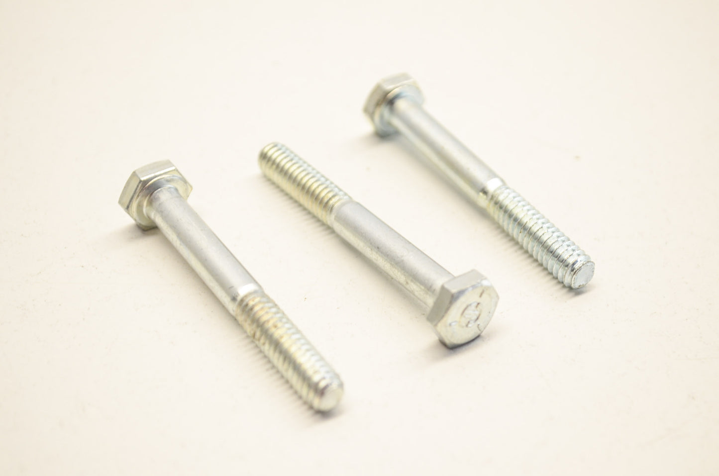 Gravely 180044, 05916200 Hex Bolt .25-20x2.00 Qty 3 NOS