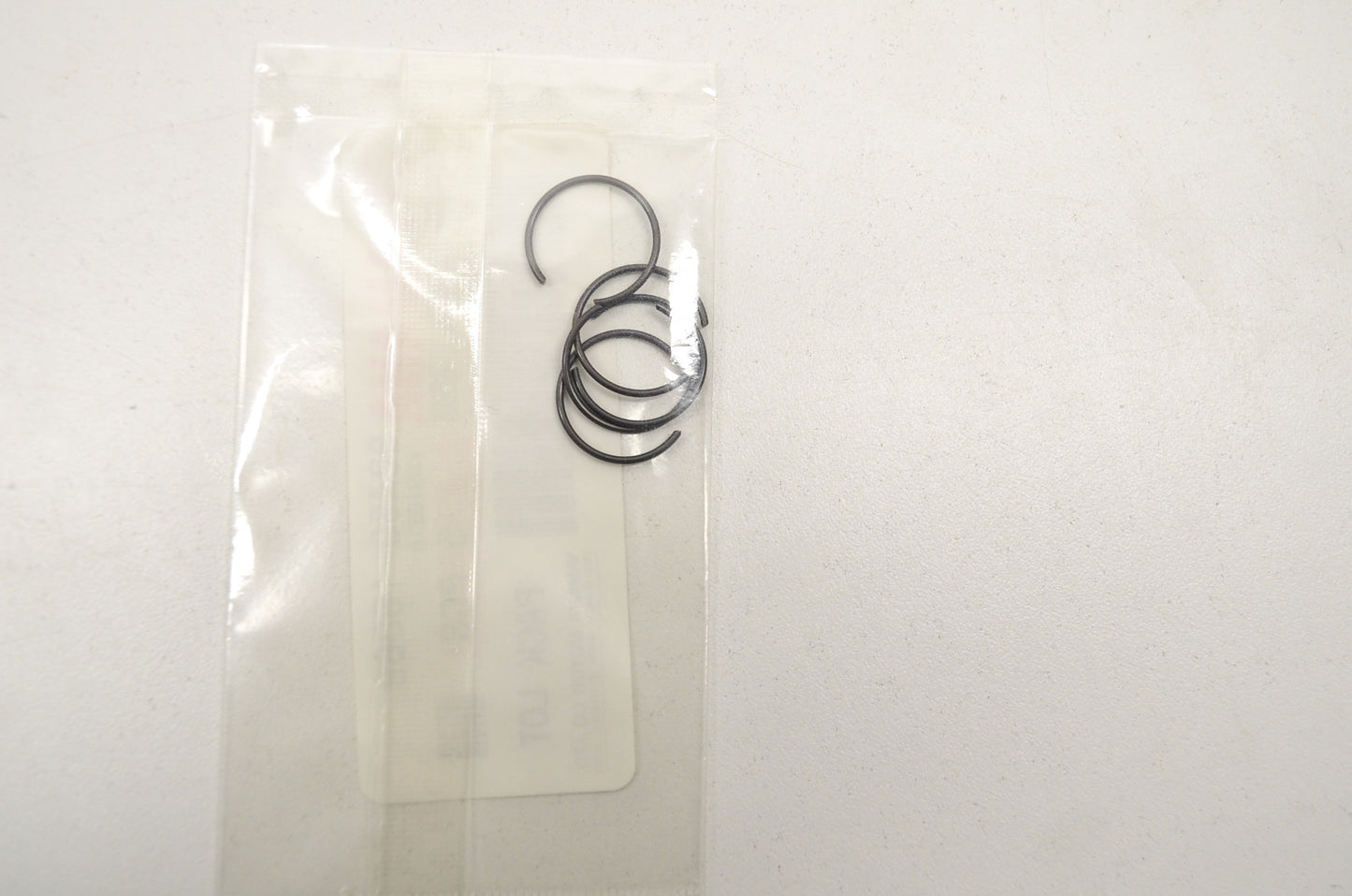OEM Yamaha 93450-16068-00 Inner Circlip Qty 5 NOS