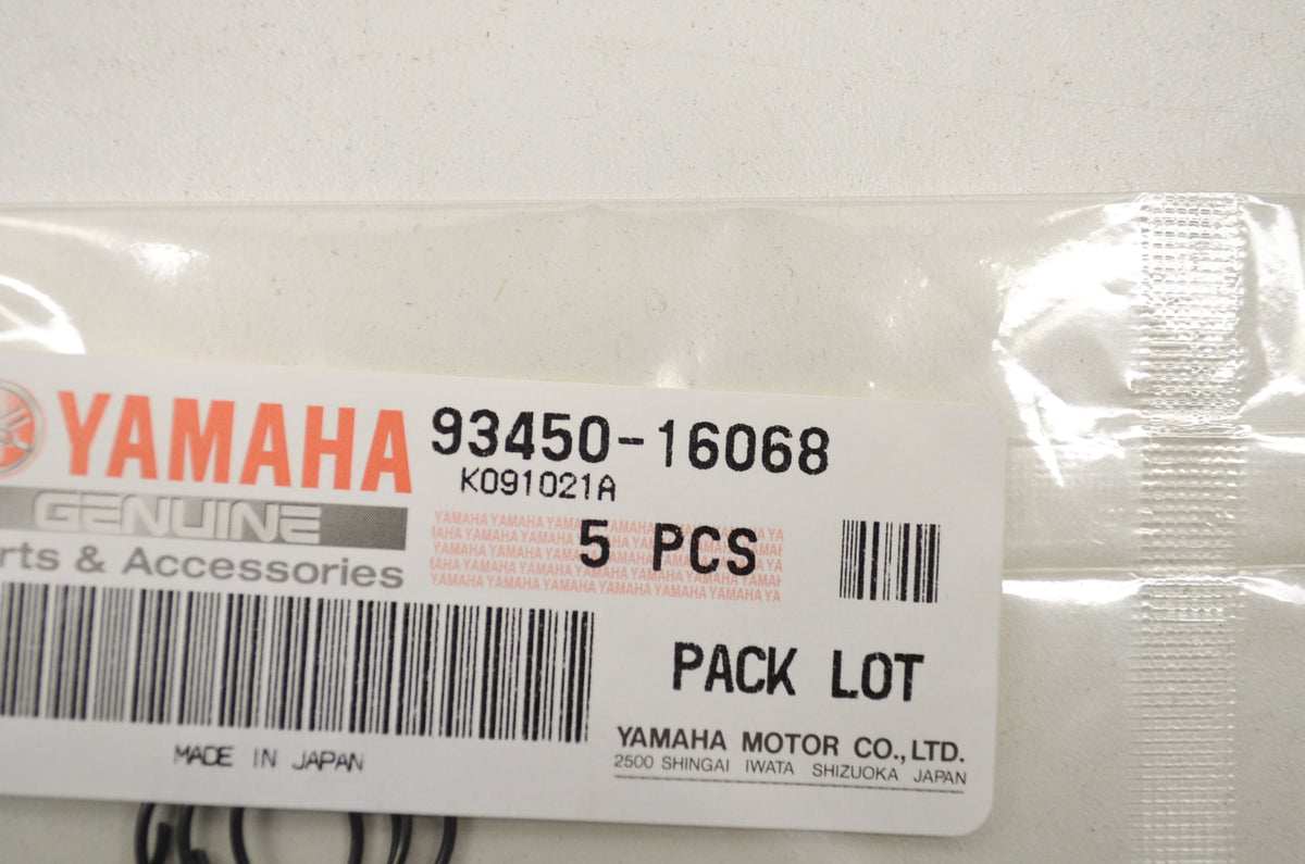 OEM Yamaha 93450-16068-00 Inner Circlip Qty 5 NOS