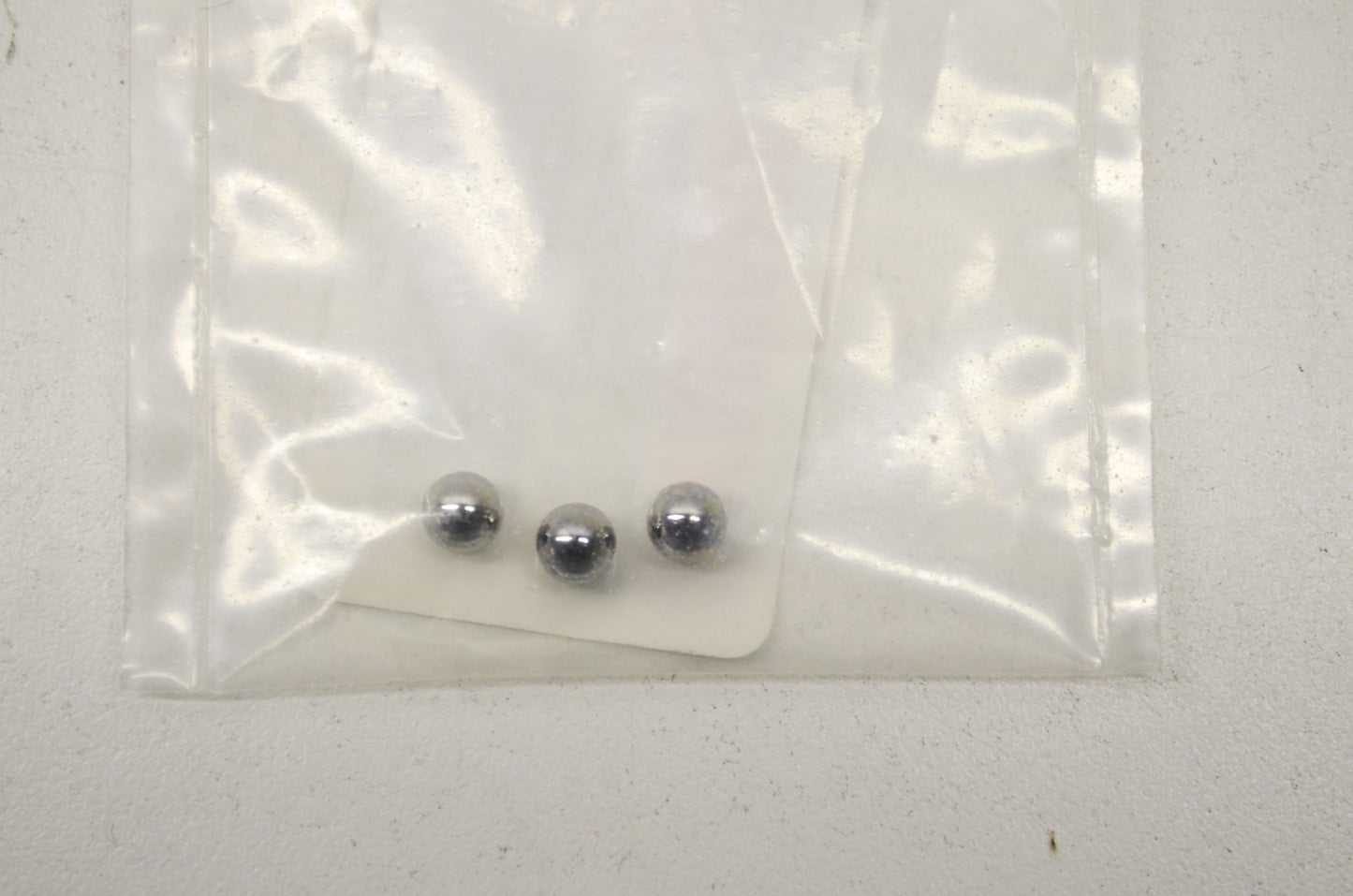 OEM Yamaha 93507-32031-00 Ball 7/32 Qty 3 NOS