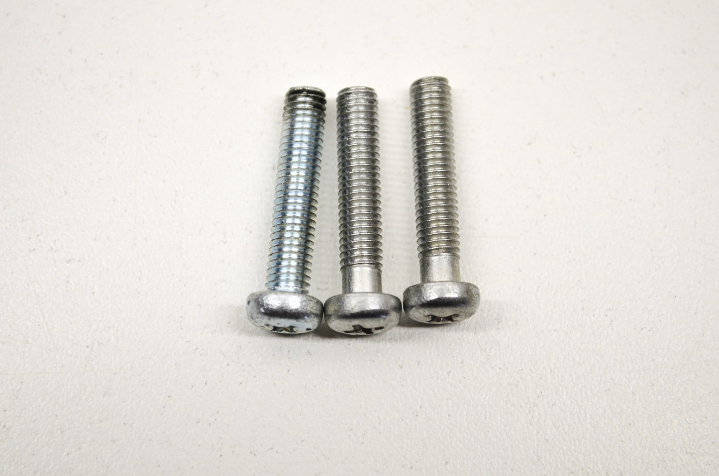 OEM Yamaha 98580-05525-00 Pan Head Screw Qty 3 NOS