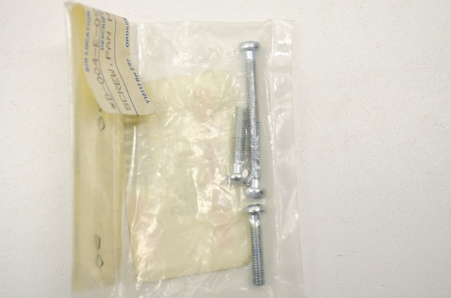 OEM Yamaha 98511-04020-00 Pan Head Screw Qty 4 NOS