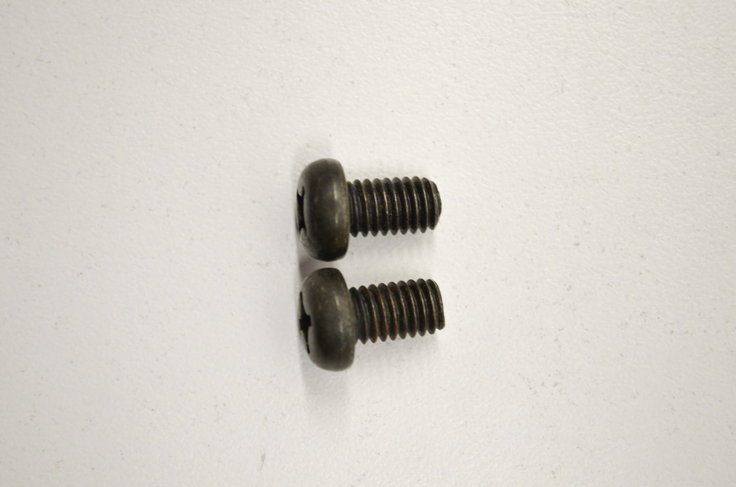 OEM Yamaha 98517-06012-00 Pan Screw Qty 2 NOS