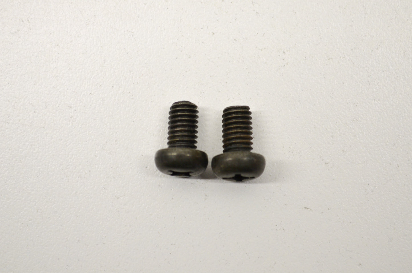 OEM Yamaha 98517-06012-00 Pan Screw Qty 2 NOS