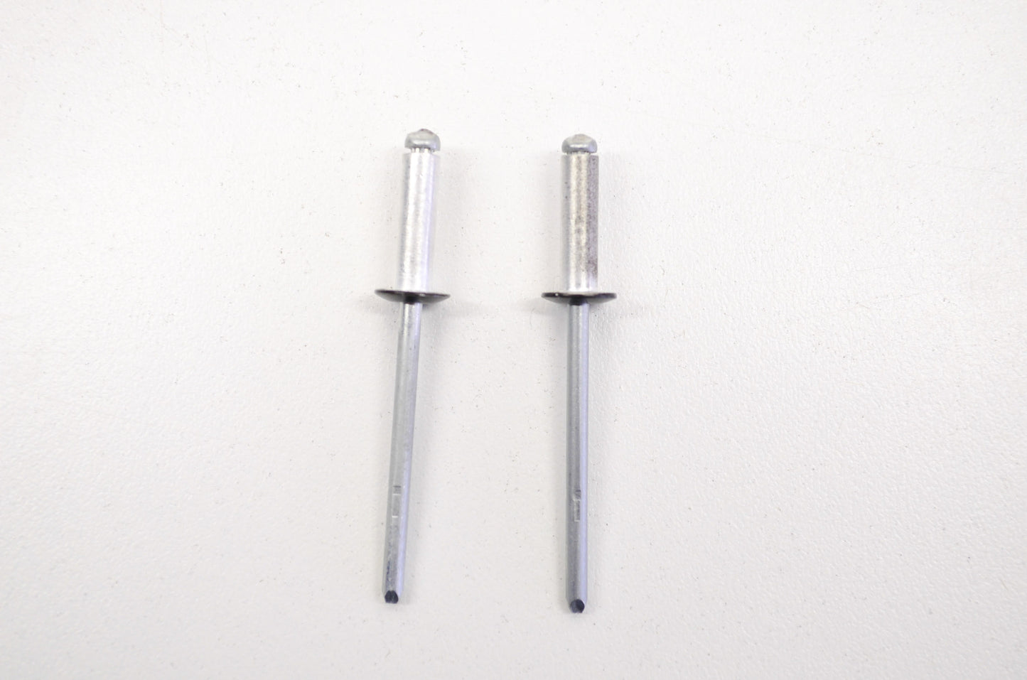 OEM Yamaha 90267-40029-00 Blind Rivet Qty 2 NOS