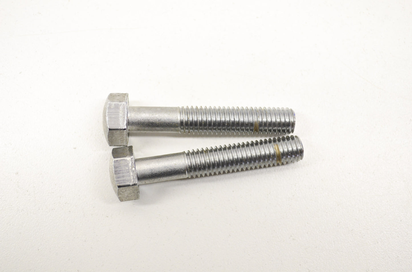 OEM Yamaha 97013-08045-00 Bolt (661) Qty 2 NOS