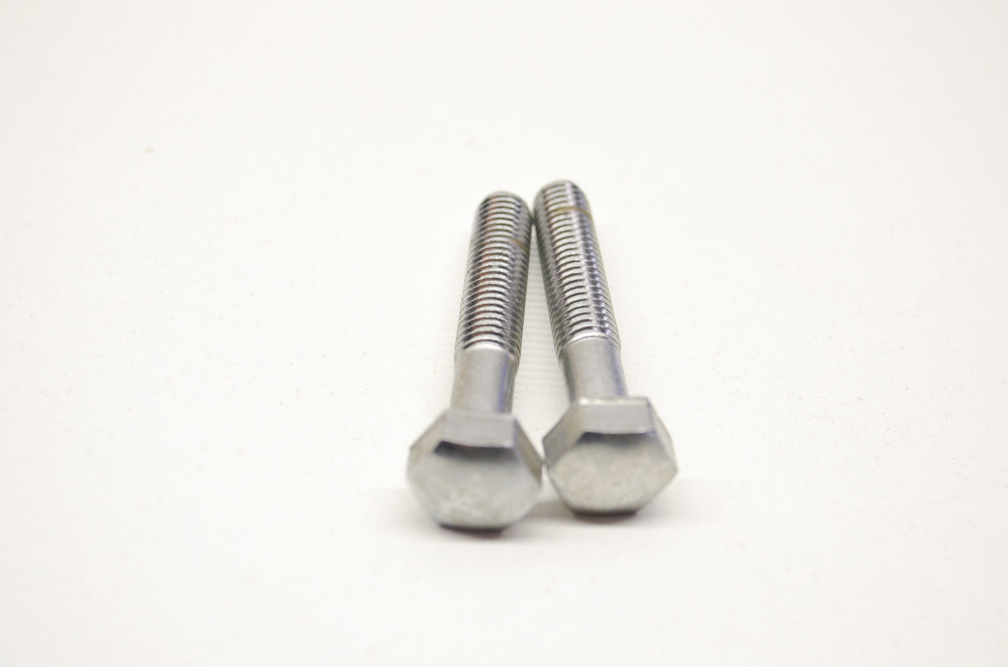 OEM Yamaha 97013-08045-00 Bolt (661) Qty 2 NOS
