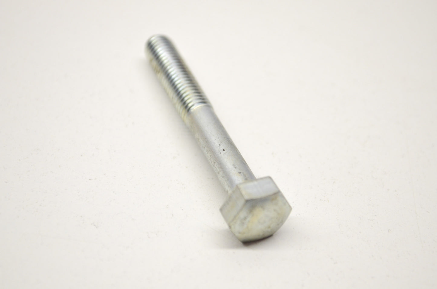 OEM Yamaha 97013-08060-00 Bolt (663) NOS