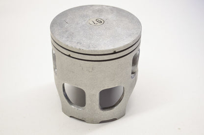 OEM Yamaha 2XJ-11631-01-97 Piston STD NOS