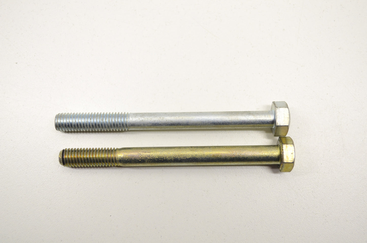 OEM Yamaha 97023-08090-00 Bolt Qty 2 NOS