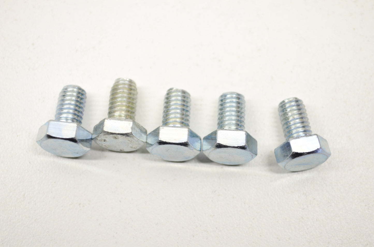 OEM Yamaha 97085-06010-00 Bolt Qty 5 NOS