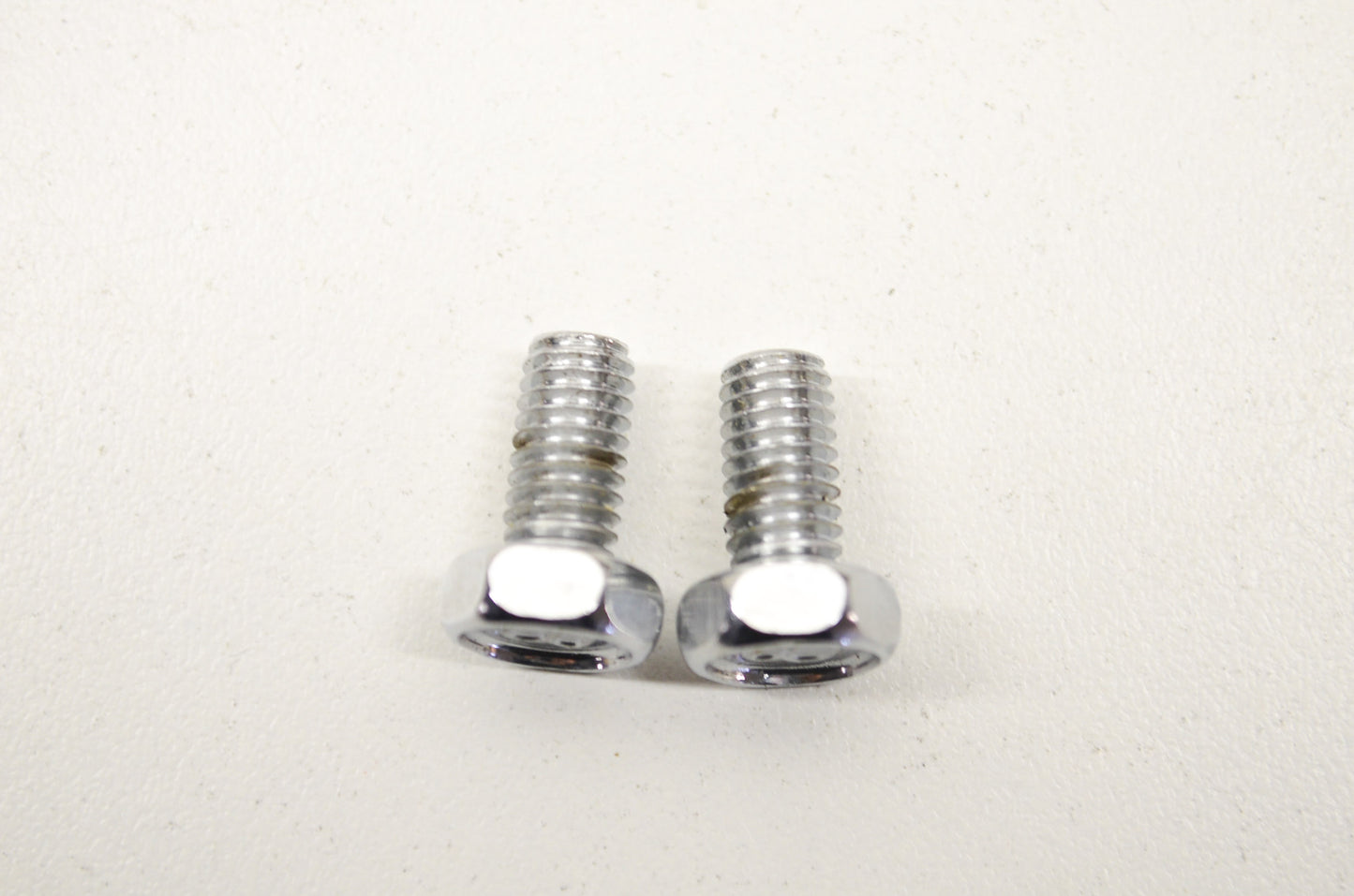 OEM Yamaha 97080-06012-00 Bolt Qty 2 NOS