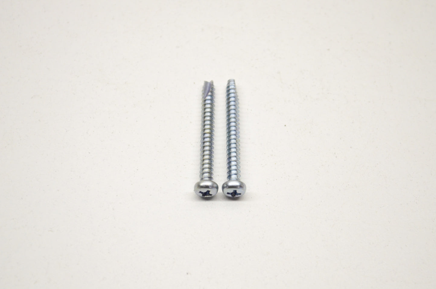 OEM Yamaha 97780-40535-00 Tapping Screw (FJ1) Qty 2 NOS