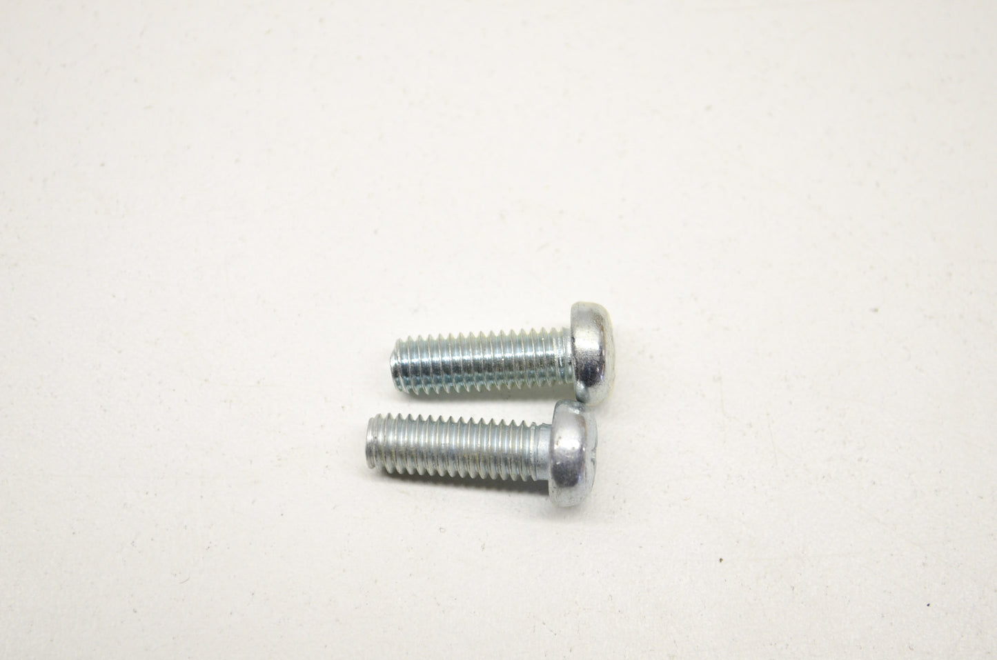 OEM Yamaha 97880-06018-00 Pan Head Screw Qty 2 NOS