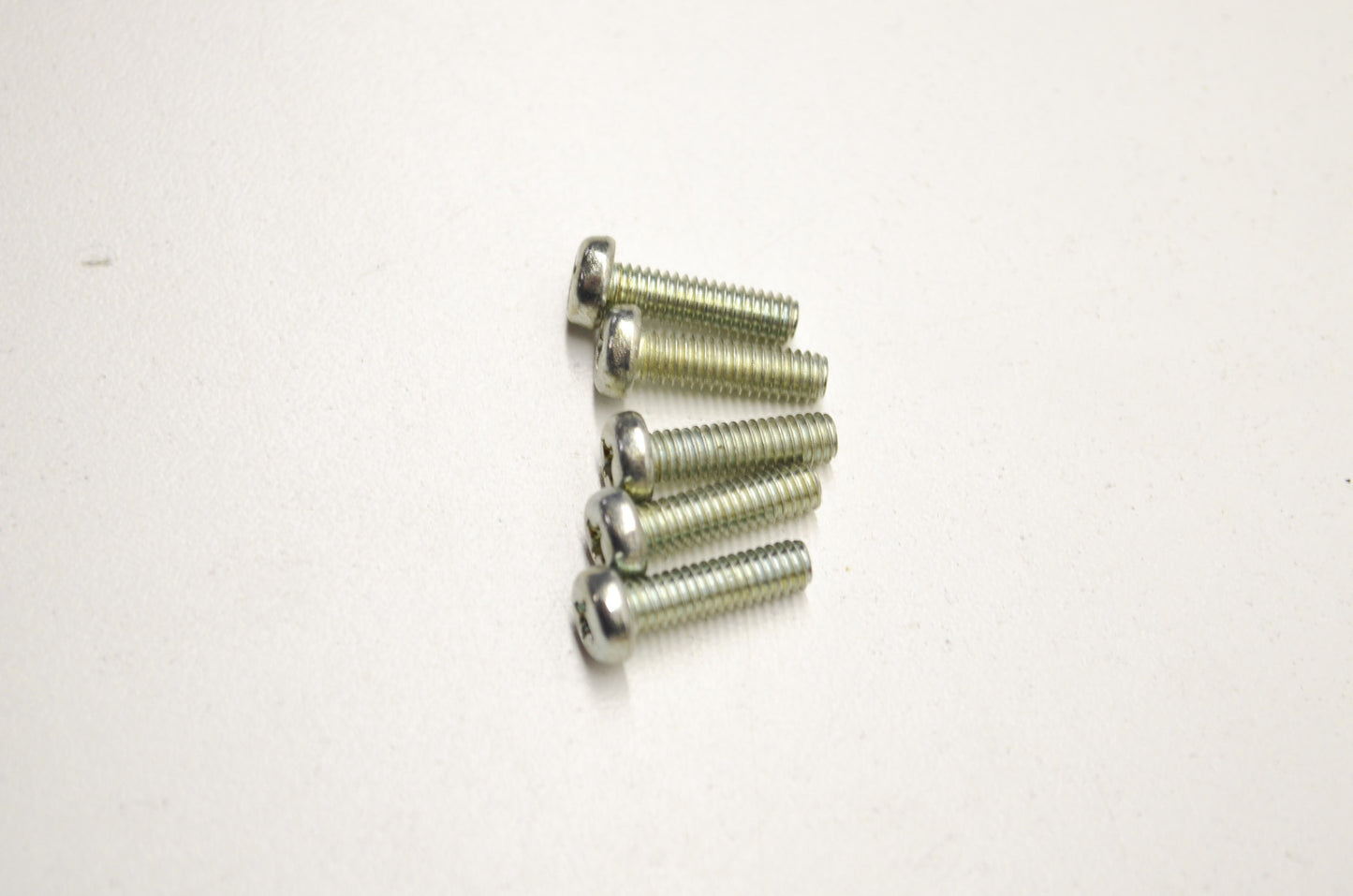 OEM Yamaha 98507-04014-00 Pan Head Screw N15 Qty 5 NOS