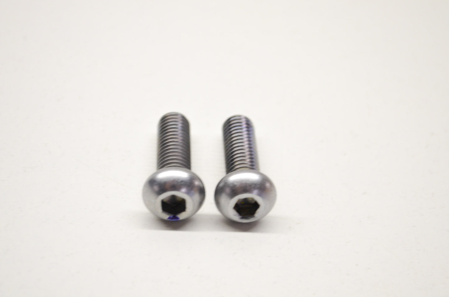 OEM Yamaha 92014-08025-00 Button Head Bolt Qty 2 NOS