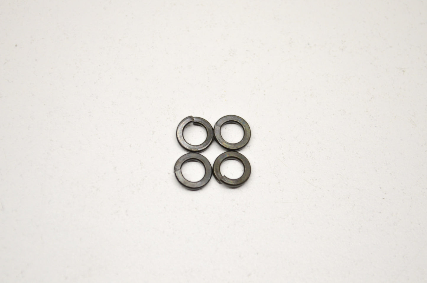 OEM Yamaha 92907-05100-00 Washer (3SX) Qty 4 NOS