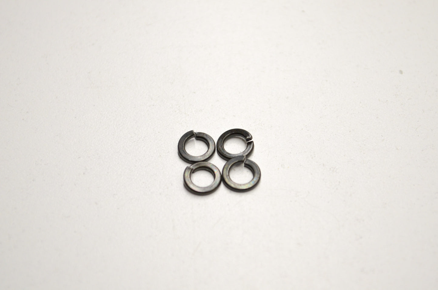 OEM Yamaha 92907-05100-00 Washer (3SX) Qty 4 NOS