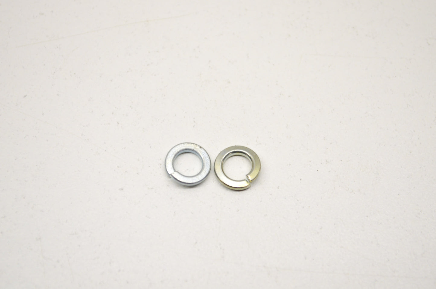 OEM Yamaha 92990-05100-00 Spring Washer Qty 2 NOS
