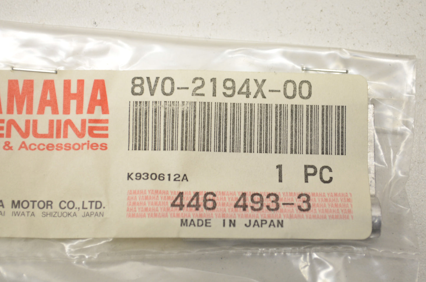 OEM Yamaha 8V0-2194X-00-00 Bracket 1 Qty 2 NOS