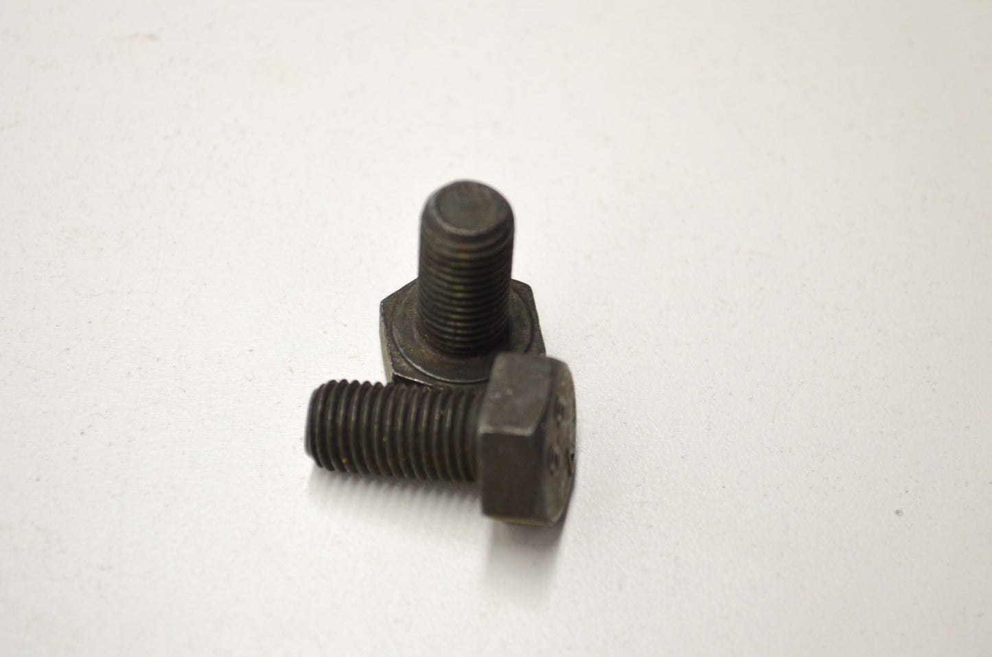 OEM Yamaha 97017-10020-00 Bolt (8BT) Qty 2 NOS