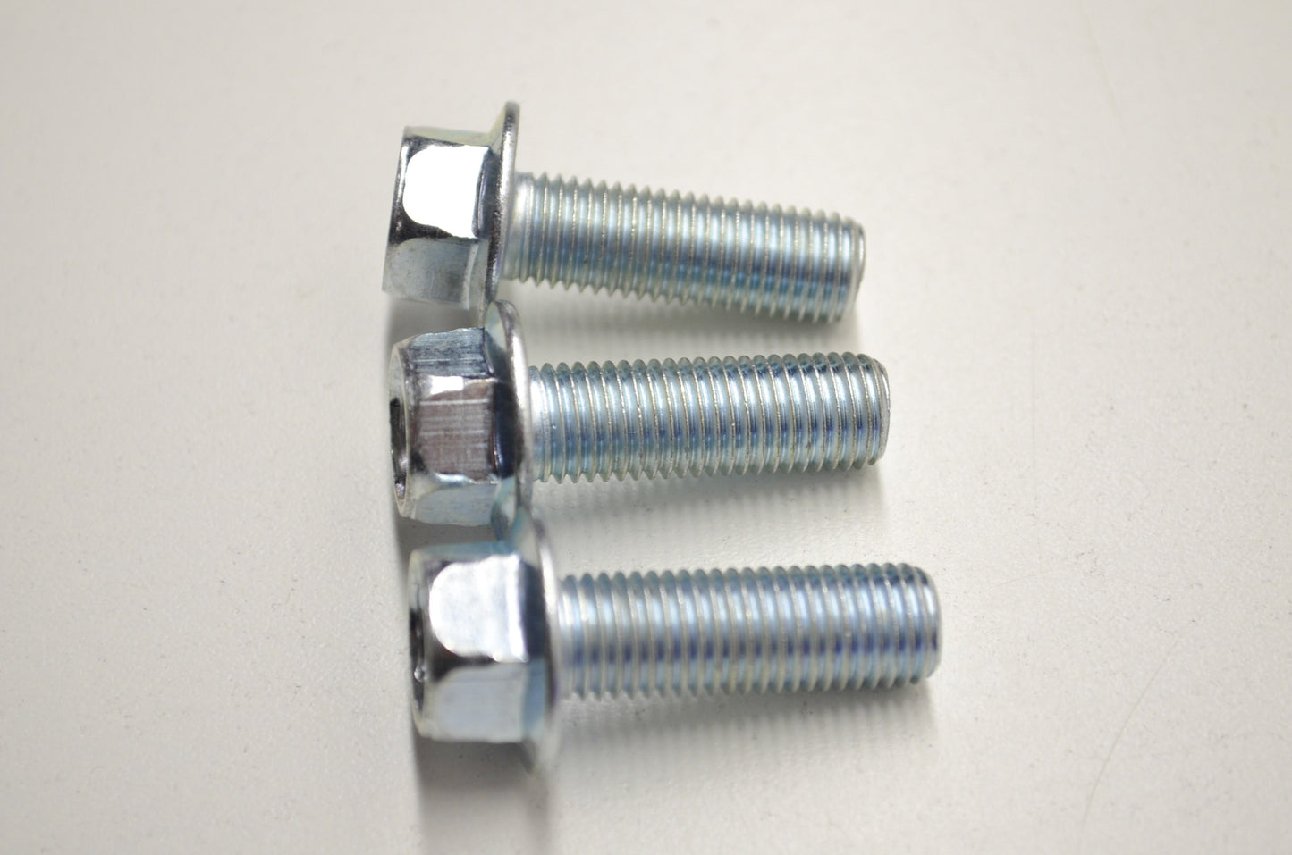 OEM Yamaha 95817-10030-00 Flange Bolt Qty 3 NOS