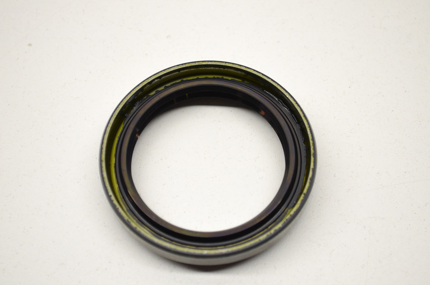 New OEM Yamaha 93106-46001-00 Oil Seal NOS
