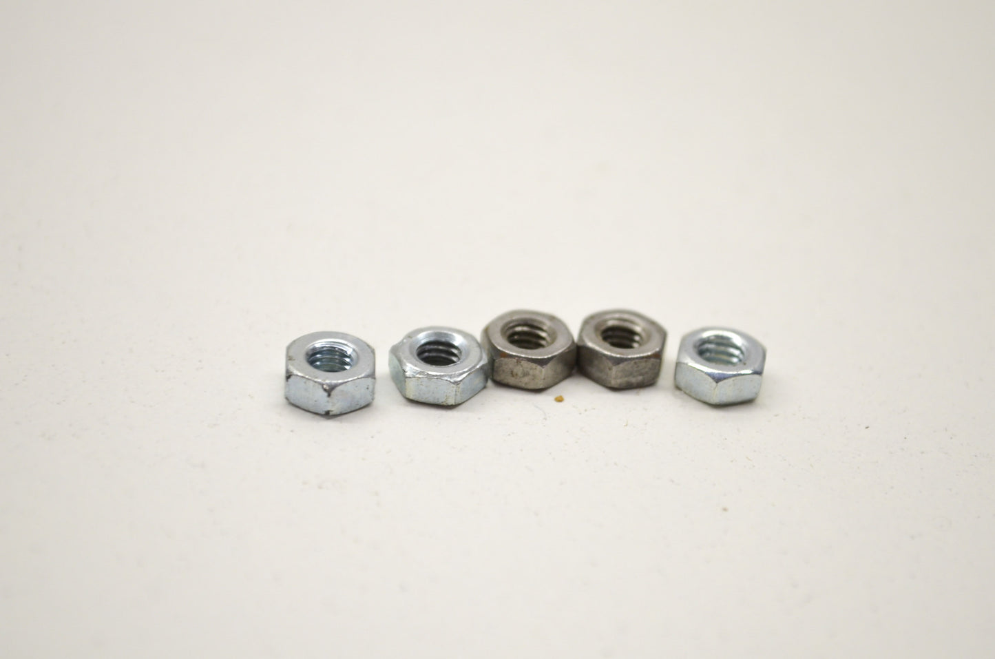 OEM Yamaha 95307-04600-00 Nut (6TA) Qty 5 NOS