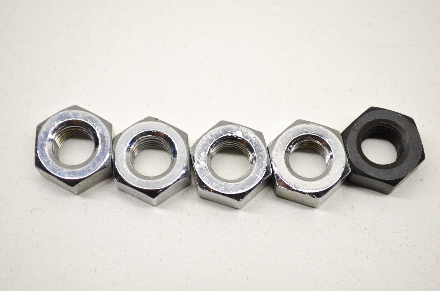OEM Yamaha 95314-10600-00 Nut (3BM) Qty 5 NOS