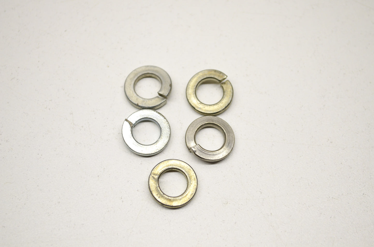OEM Yamaha 92990-08100-00 Spring Washer Qty 5 NOS