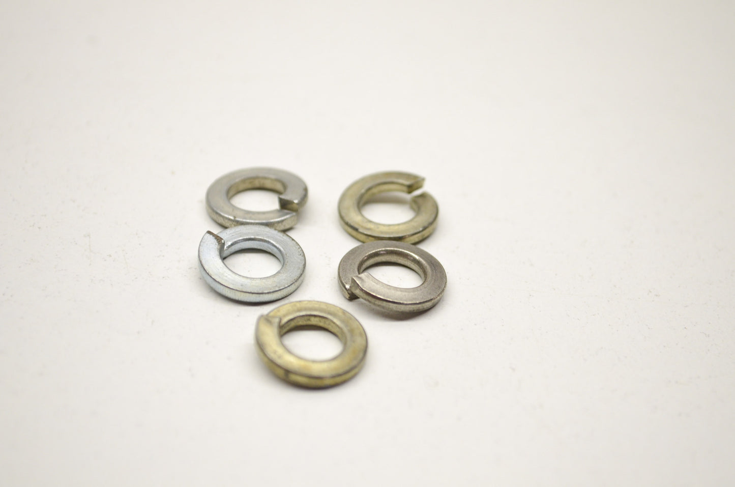 OEM Yamaha 92990-08100-00 Spring Washer Qty 5 NOS