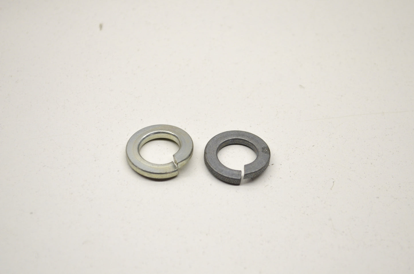 OEM Yamaha 92990-12100-00 Spring Washer Qty 2 NOS