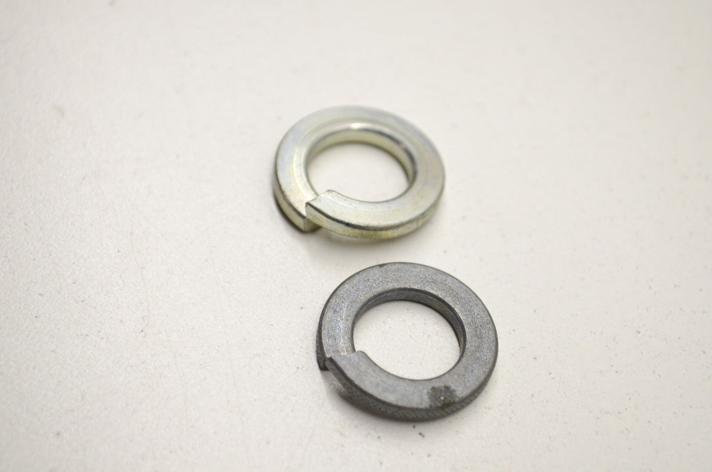 OEM Yamaha 92990-12100-00 Spring Washer Qty 2 NOS
