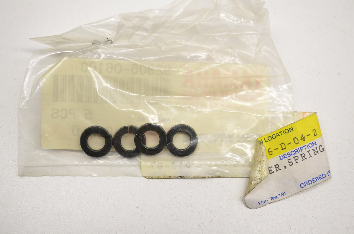 OEM Yamaha 92906-06100-00 Spring Washer Qty 4 NOS
