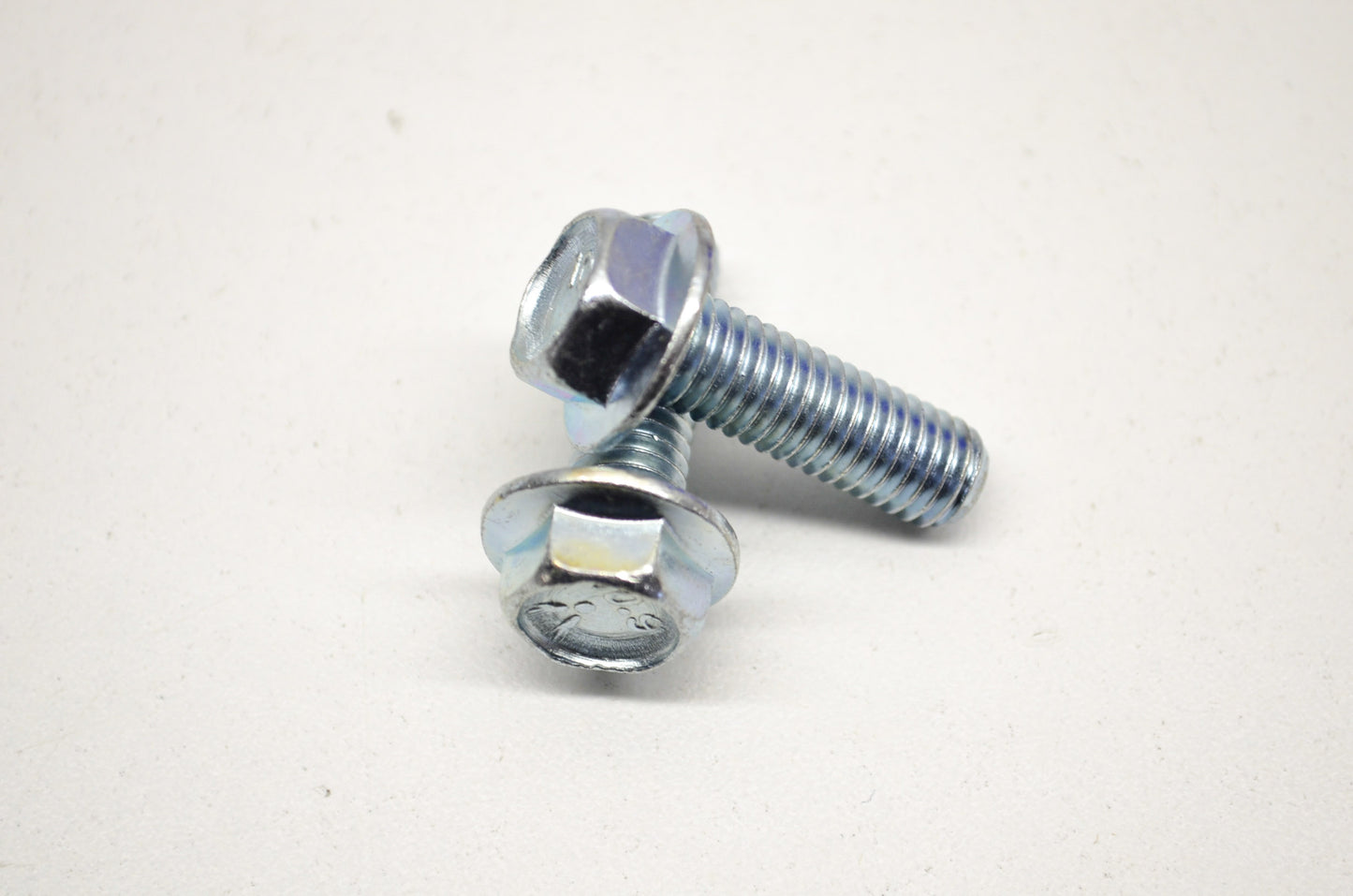 OEM Yamaha 95817-08025-00 Flange Bolt (4LN) Qty 2 NOS