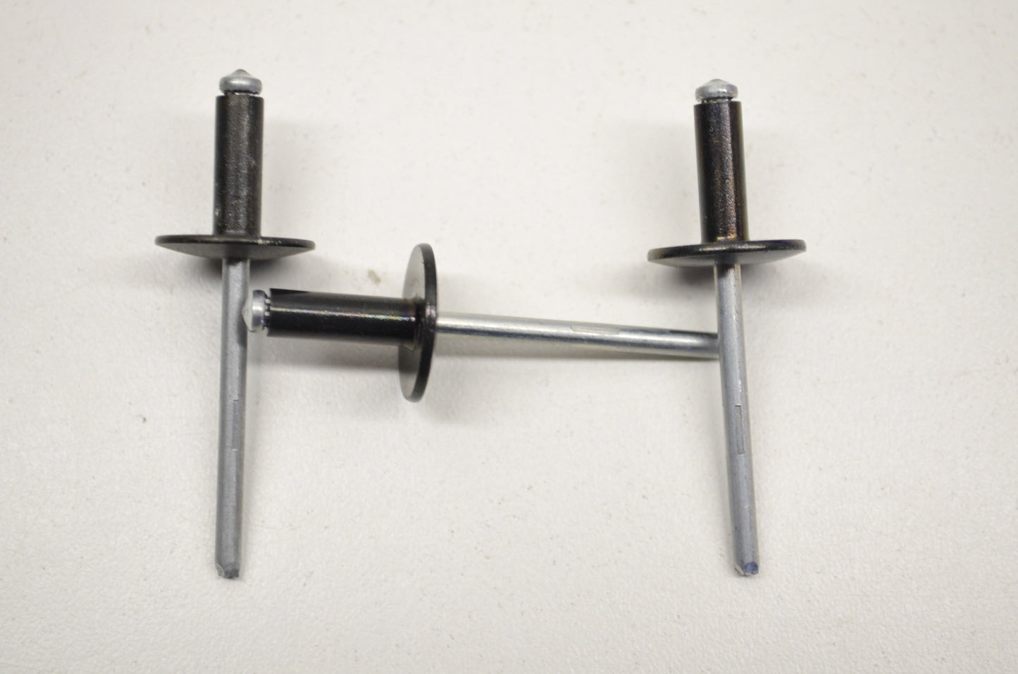 OEM Yamaha 90267-48086-00 Blind Rivet Qty 3 NOS