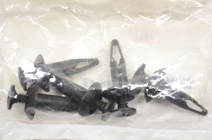 OEM Yamaha 90269-06800-00 Rivet Qty 5 NOS