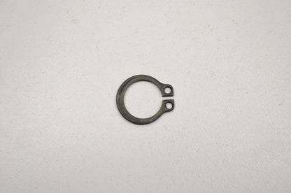OEM Yamaha 99009-12400-00 Circlip NOS