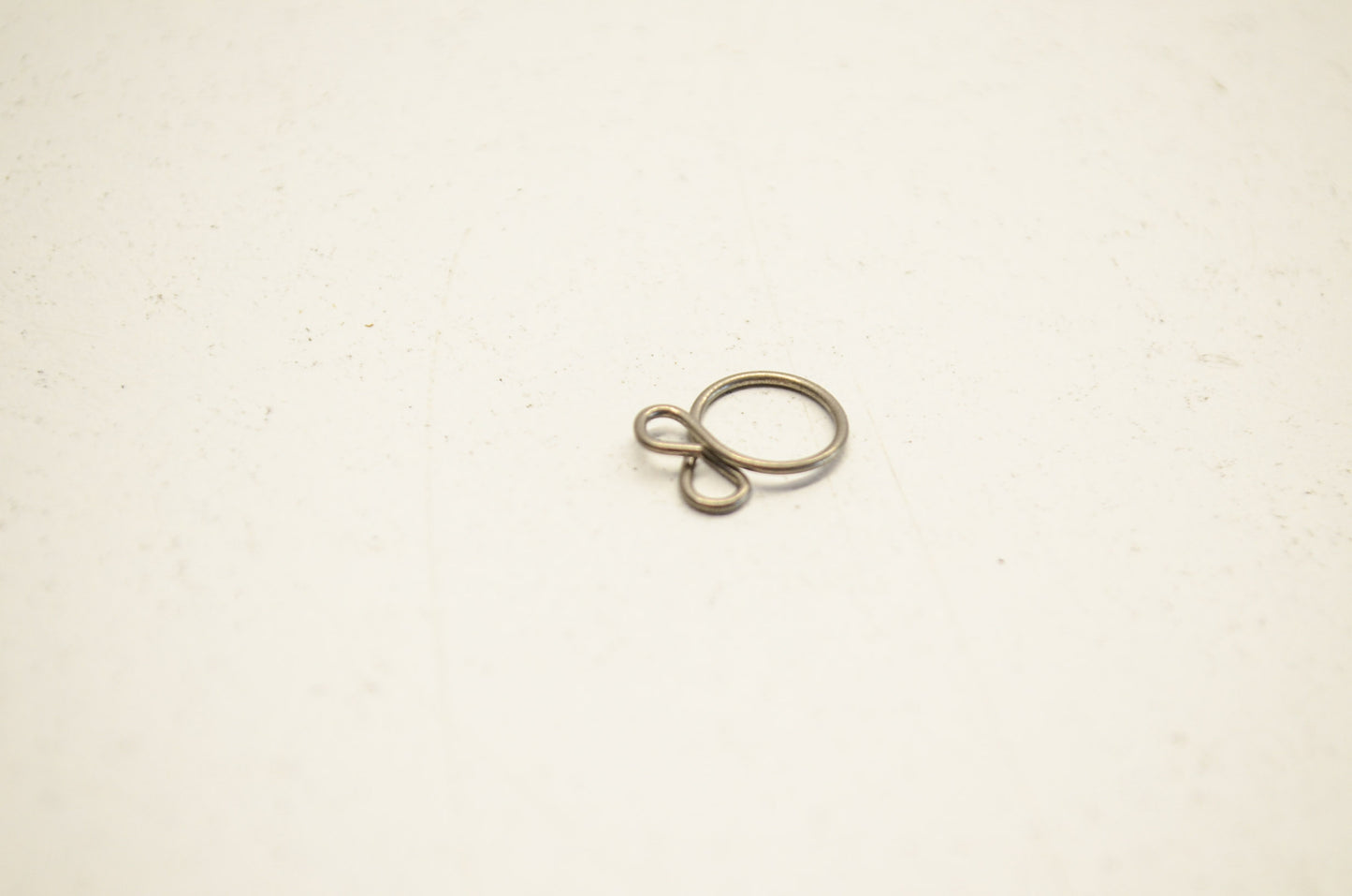 K&L 33-3924, 18573 Hose Clip 8mm NOS