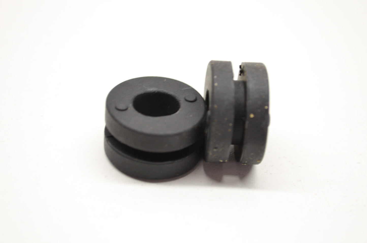 New OEM Yamaha Grommet QTY 2 NOS