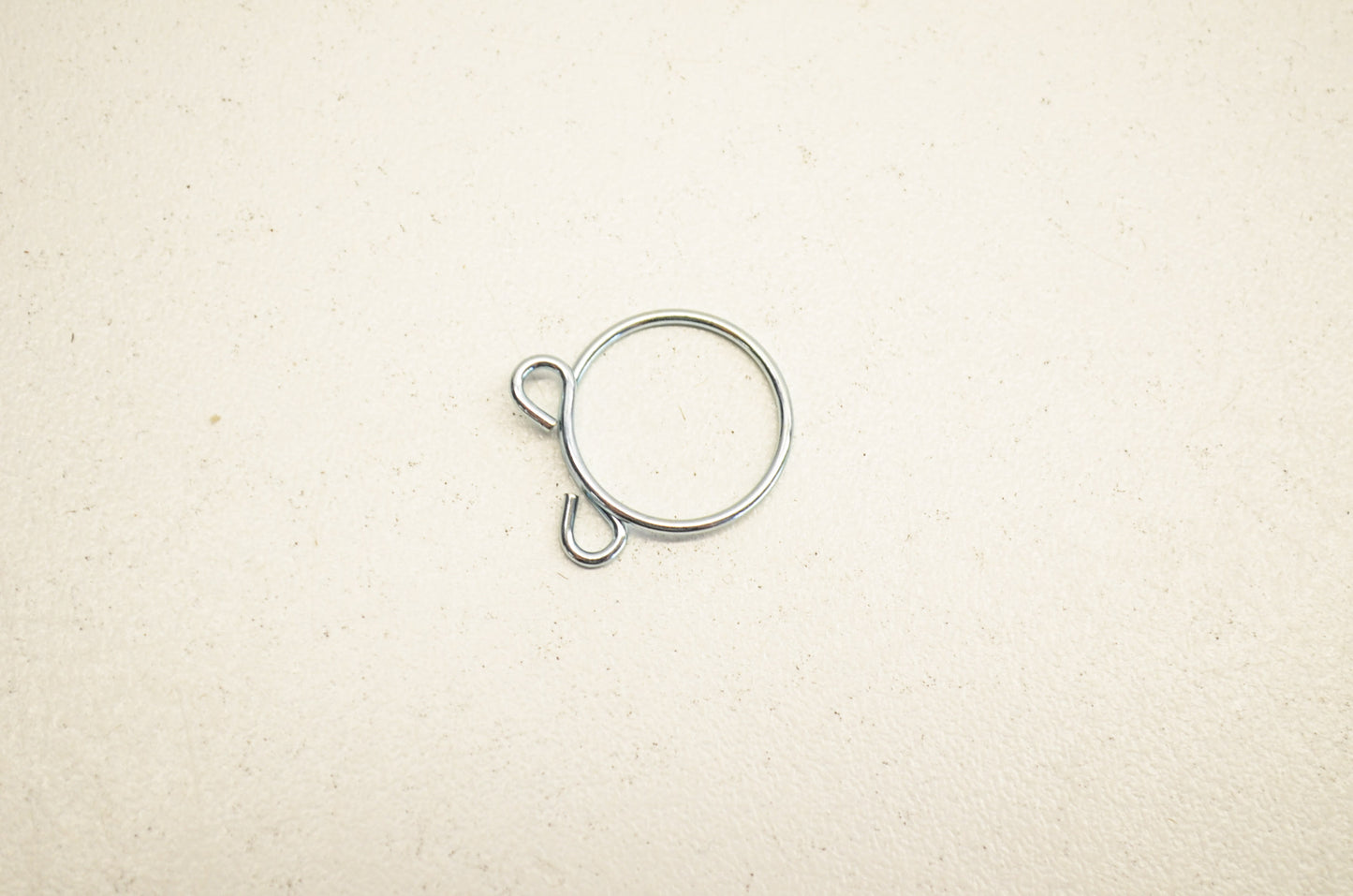 K&L 33-3928, 18578 Hose Clip 15mm NOS
