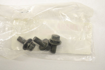 OEM Yamaha 90119-06192-00 Bolt w/ Hole Qty 3 NOS