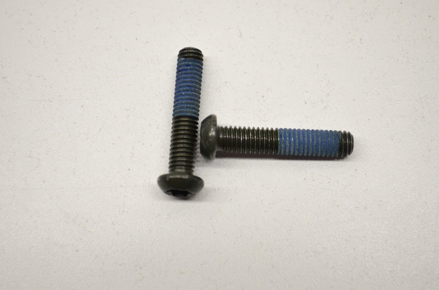 OEM Yamaha 90149-06182-00 Screw Qty 2 NOS