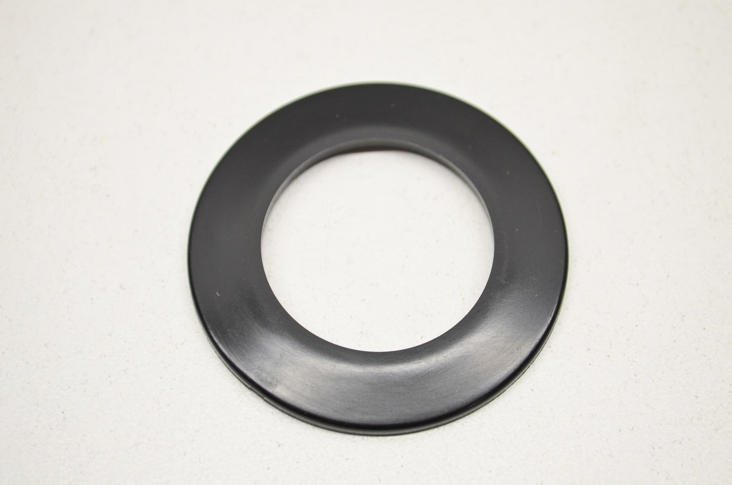 OEM Yamaha 3GB-25367-00-00 Hub Dust Cover NOS
