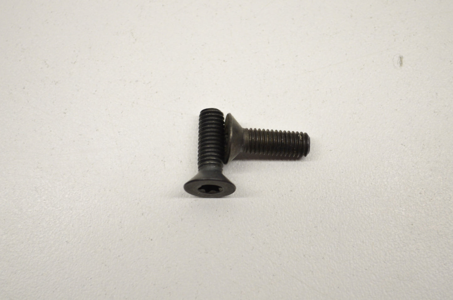 OEM Yamaha 90151-05023-00 Countersunk Screw Qty 2 NOS