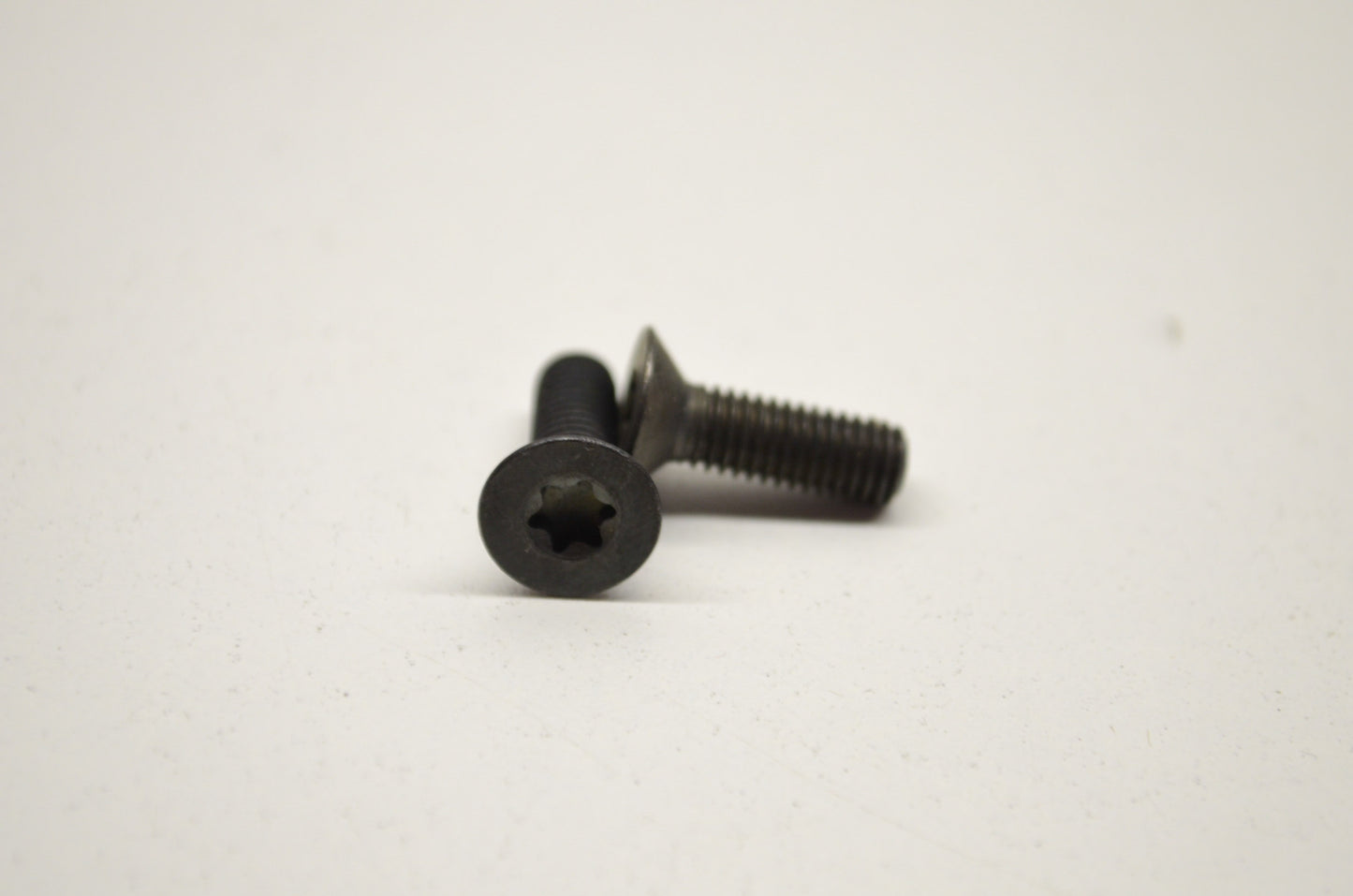 OEM Yamaha 90151-05023-00 Countersunk Screw Qty 2 NOS