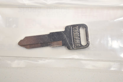 New OEM Yamaha 90890-56002-00 B Type Blank Key NOS
