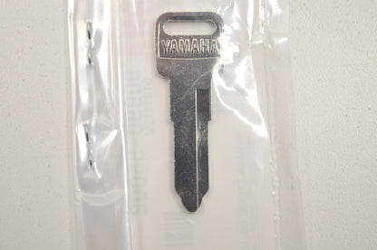New OEM Yamaha 90890-56002-00 B Type Blank Key NOS